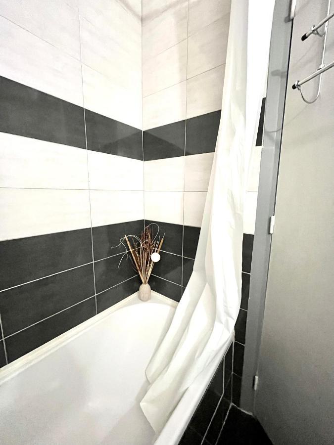 Antibes Home 2P 50M2 With Ac & Free Parking & 2 Balconies Eksteriør bilde